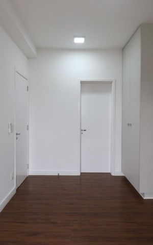 Apartamento para alugar com 241m², 4 quartos e 4 vagas Apartamento para alugar com 241m², 4 quartos e 4 vagasSuíte 3