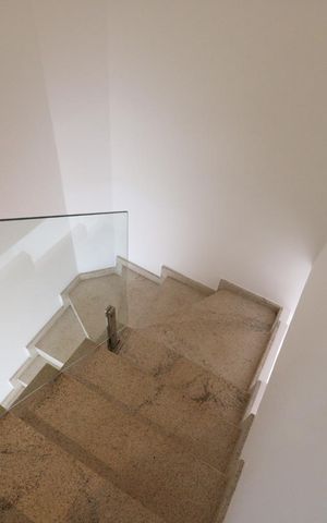 Apartamento para alugar com 241m², 4 quartos e 4 vagas Apartamento para alugar com 241m², 4 quartos e 4 vagas2 andar