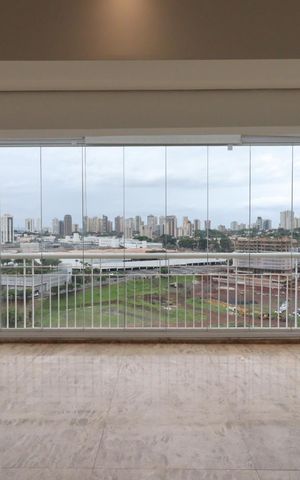 Apartamento para alugar com 241m², 4 quartos e 4 vagas Apartamento para alugar com 241m², 4 quartos e 4 vagasSala