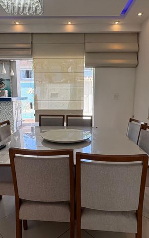 Casa à venda com 283m², 3 quartos e 3 vagas