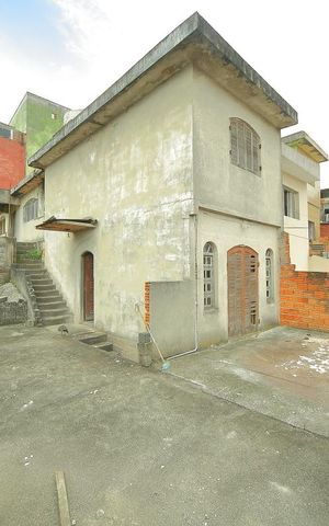 Casa à venda com 196m², 2 quartos e 2 vagasVista Interna 