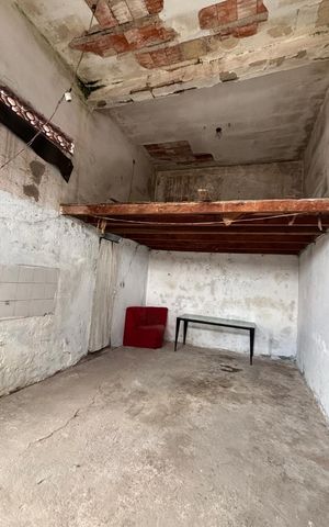 Casa à venda com 196m², 2 quartos e 2 vagasGaragem 
