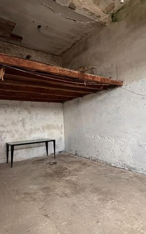 Casa à venda com 196m², 2 quartos e 2 vagasGaragem 