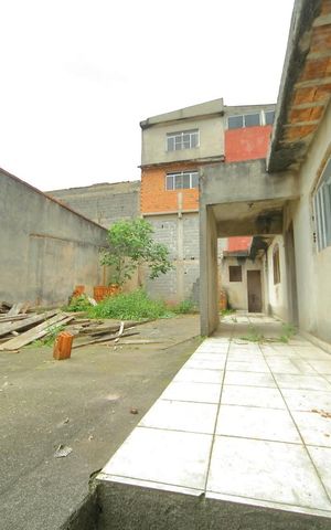 Casa à venda com 196m², 2 quartos e 2 vagasQuintal 