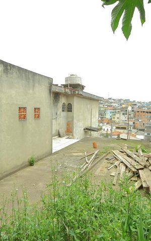 Casa à venda com 196m², 2 quartos e 2 vagasÁrea serviço 