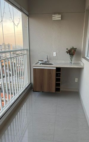 Apartamento à venda com 76m², 3 quartos e 2 vagas Apartamento à venda com 76m², 3 quartos e 2 vagasVaranda