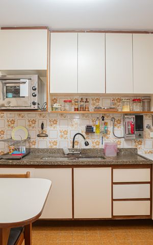 Apartamento à venda com 126m², 3 quartos e 1 vaga Apartamento à venda com 126m², 3 quartos e 1 vagaCozinha