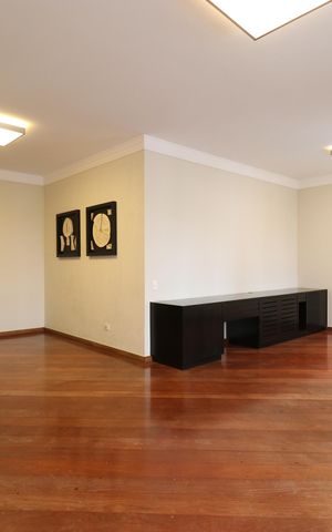 Apartamento para alugar com 114m², 3 quartos e 2 vagasSala