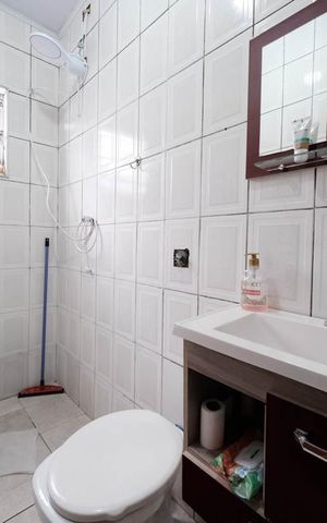 Casa à venda com 166m², 2 quartos e sem vagaBanheiro