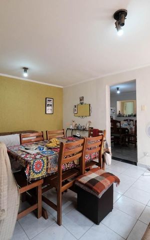 Casa à venda com 180m², 2 quartos e 1 vagaSala