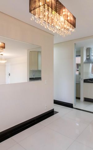Apartamento para alugar com 88m², 2 quartos e 2 vagasSala
