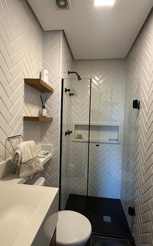 Apartamento à venda com 68m², 2 quartos e 2 vagas Apartamento à venda com 68m², 2 quartos e 2 vagasBanheiro Social