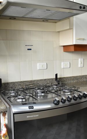 Apartamento à venda com 223m², 4 quartos e 4 vagasCozinha