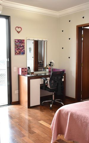 Apartamento à venda com 223m², 4 quartos e 4 vagasSuite 2