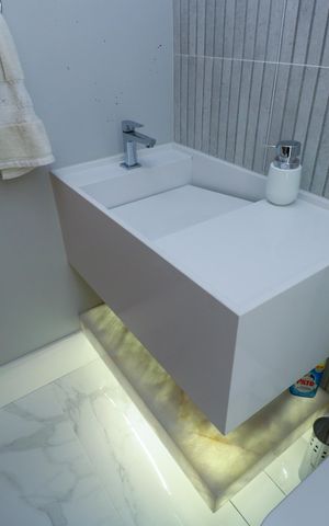 Apartamento para alugar com 232m², 4 quartos e 4 vagasLavabo