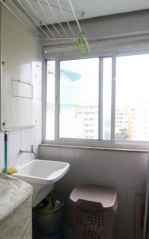 Apartamento à venda com 77m², 2 quartos e 1 vagaÁrea de Serviço