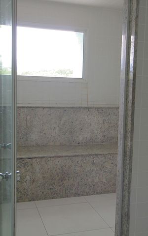 Apartamento à venda com 77m², 2 quartos e 1 vaga Apartamento à venda com 77m², 2 quartos e 1 vagaÁrea Comum