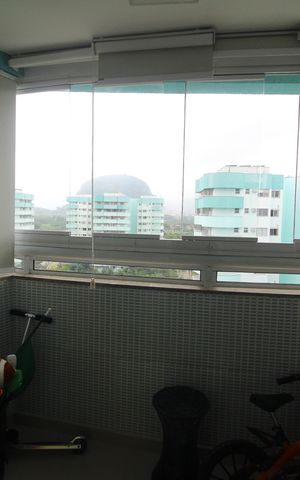 Apartamento à venda com 77m², 2 quartos e 1 vagaSala - Varanda
