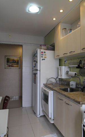 Apartamento à venda com 77m², 2 quartos e 1 vagaCozinha