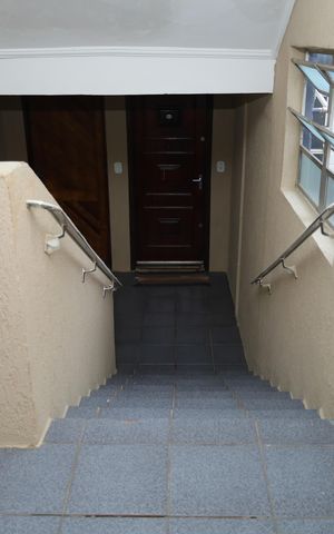 Apartamento para alugar com 55m², 3 quartos e 1 vagaÁrea comum - Saguão do andar