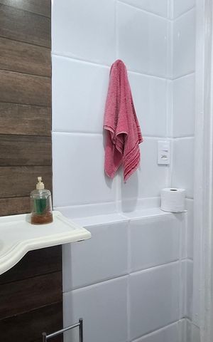 Casa para alugar com 37m², 1 quarto e sem vaga Casa para alugar com 37m², 1 quarto e sem vagaBanheiro