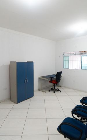 Casa para alugar com 45m², 1 quarto e sem vaga Casa para alugar com 45m², 1 quarto e sem vagaSala/Quarto