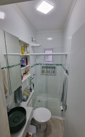 Casa de condomínio à venda com 50m², 2 quartos e 1 vaga Casa de condomínio à venda com 50m², 2 quartos e 1 vagaBanheiro