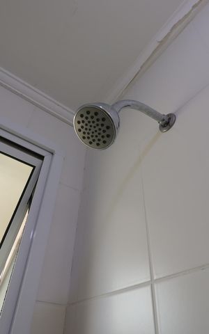 Apartamento para alugar com 65m², 3 quartos e 2 vagasBanheiro da Suíte - Chuveiro