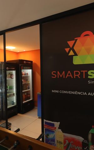 Apartamento para alugar com 65m², 3 quartos e 2 vagasÁrea Comum - Mercadinho 24h