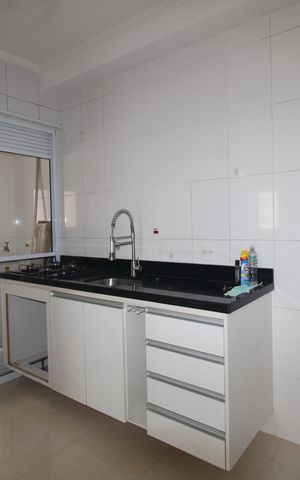 Apartamento à venda com 60m², 2 quartos e 1 vagaSala / Cozinha