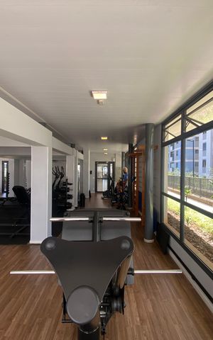 Apartamento à venda com 48m², 2 quartos e 1 vaga Apartamento à venda com 48m², 2 quartos e 1 vagaÁrea comum - Academia