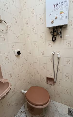 Casa à venda com 110m², 2 quartos e sem vagaBanheiro