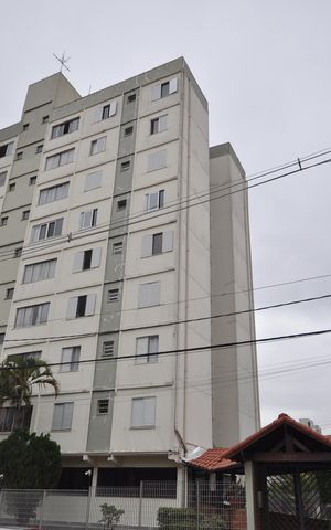 Apartamento para alugar com 57m², 2 quartos e sem vagaFachada