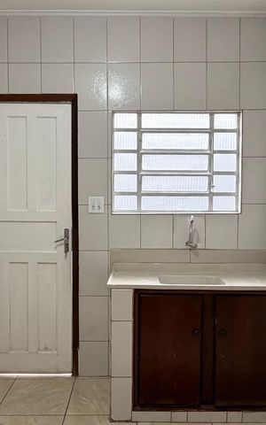 Casa para alugar com 50m², 1 quarto e 1 vaga