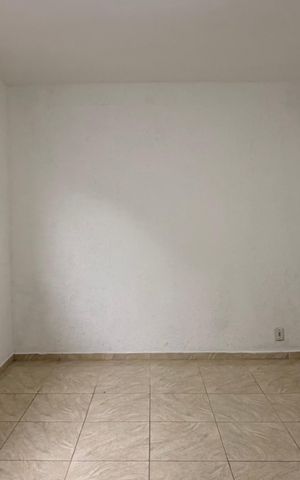 Casa para alugar com 50m², 1 quarto e 1 vaga
