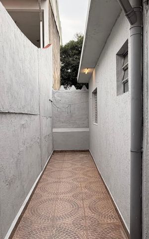 Casa para alugar com 50m², 1 quarto e 1 vaga