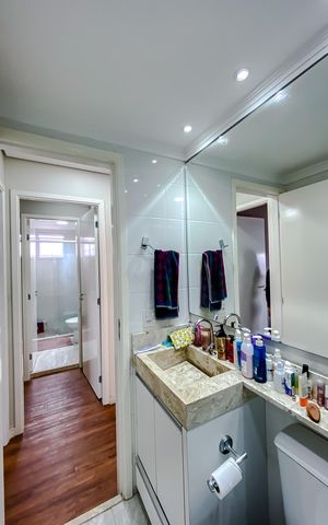 Apartamento à venda com 60m², 2 quartos e 1 vaga Apartamento à venda com 60m², 2 quartos e 1 vagaBanheiro