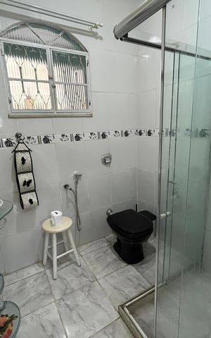 Casa à venda com 323m², 3 quartos e 3 vagasBanheiro Social 2