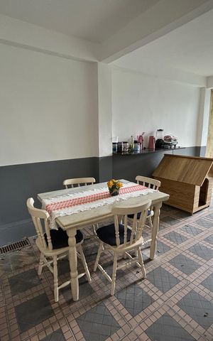 Casa à venda com 323m², 3 quartos e 3 vagasÁrea externa