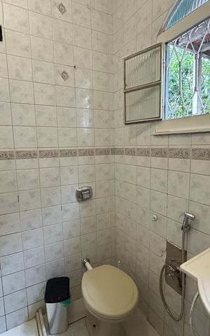 Casa à venda com 323m², 3 quartos e 3 vagasBanheiro Social 1