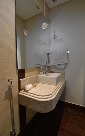 Casa à venda com 330m², 3 quartos e 3 vagasLavabo