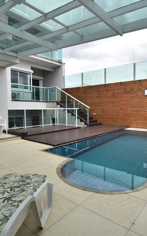 Casa à venda com 330m², 3 quartos e 3 vagasQuintal