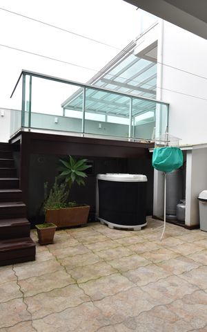 Casa à venda com 330m², 3 quartos e 3 vagasÁrea privativa