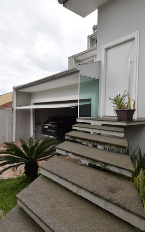 Casa à venda com 330m², 3 quartos e 3 vagasQuintal