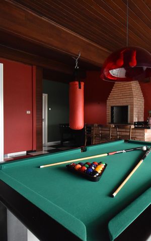 Casa à venda com 330m², 3 quartos e 3 vagasSala de Jogos