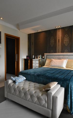 Casa à venda com 330m², 3 quartos e 3 vagasSuíte