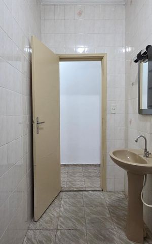 Casa para alugar com 68m², 2 quartos e 2 vagas Casa para alugar com 68m², 2 quartos e 2 vagasBanheiro