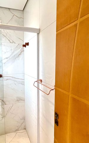 Casa para alugar com 330m², 3 quartos e 6 vagasBanheiro 1