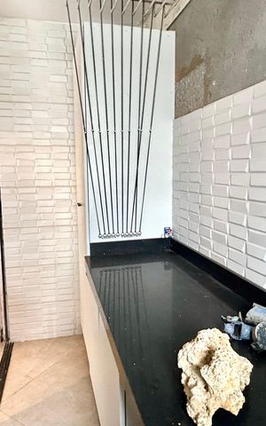 Casa para alugar com 330m², 3 quartos e 6 vagasÁrea de Serviço