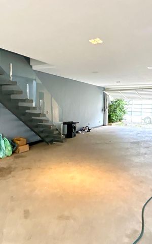 Casa para alugar com 330m², 3 quartos e 6 vagasGaragem